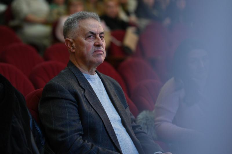 Учителі початкової ланки Закарпаття знайомляться з інноваційним освітнім проєктом «Освіта. Діти. Майбутнє»