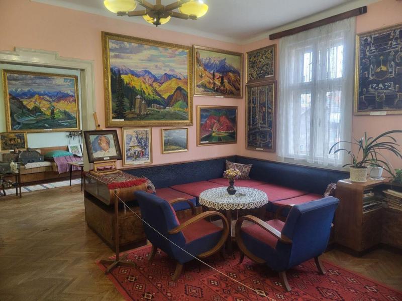 Музей, що зберігає дух митця: в Ужгороді відзначають 45-річчя музею Манайла