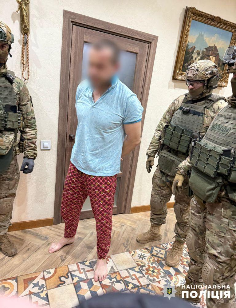 Масштабне виробництво наркотиків на Закарпатті: перед судом постануть дев’ятеро учасників злочинної організації