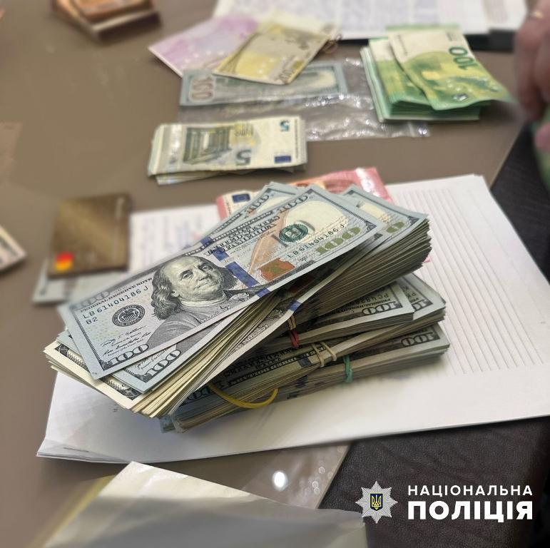Масштабне виробництво наркотиків на Закарпатті: перед судом постануть дев’ятеро учасників злочинної організації