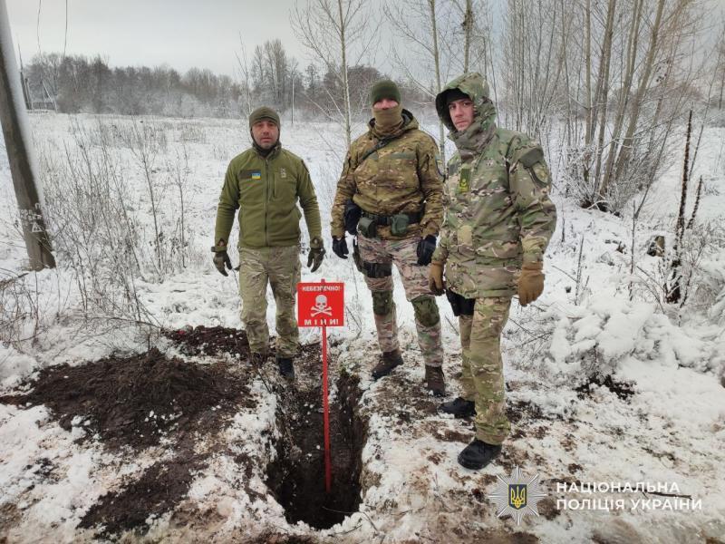 «Не маємо права на помилку, — воно дуже жорстке по відношенню до нас», – начальник вибухотехнічної служби поліції Закарпаття про роботу підрозділу