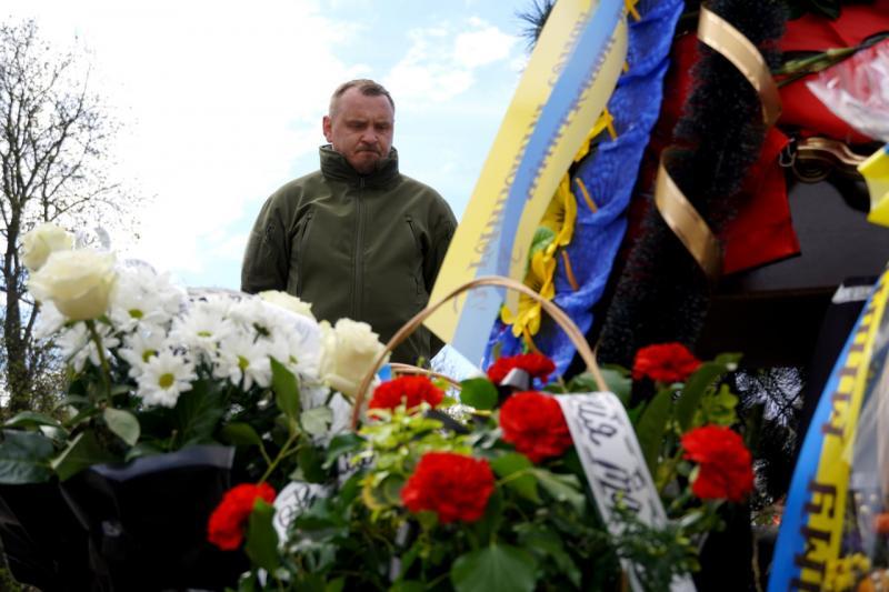 В Ужгороді сьогодні попрощалися із 33-річним солдатом Михайлом Шипом