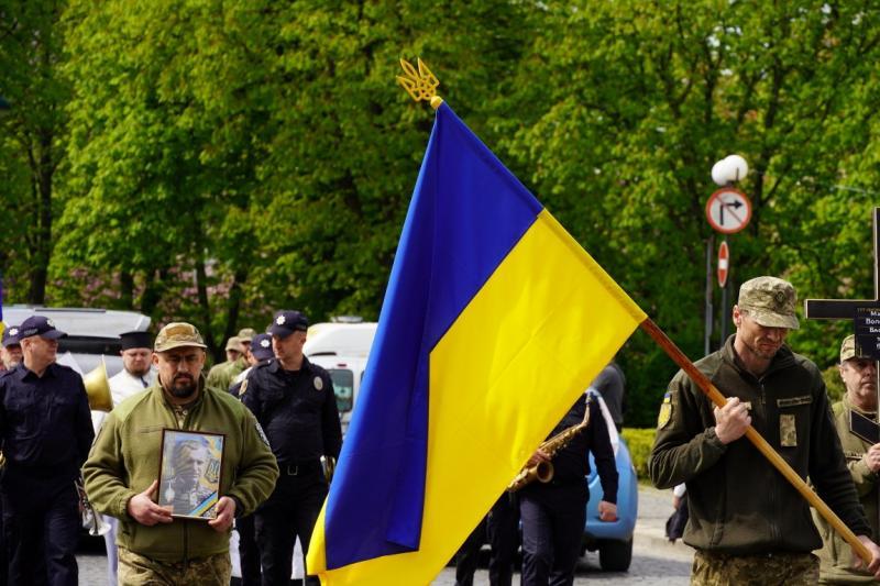 В Ужгороді сьогодні попрощалися із загиблим захисником України