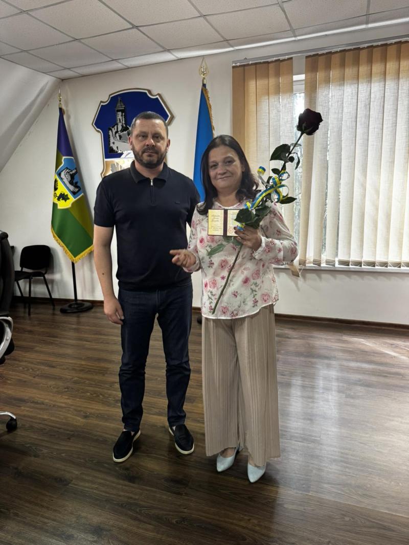 Троє багатодітних жінок із Ужгородщини отримали почесне звання «Мати-героїня»
