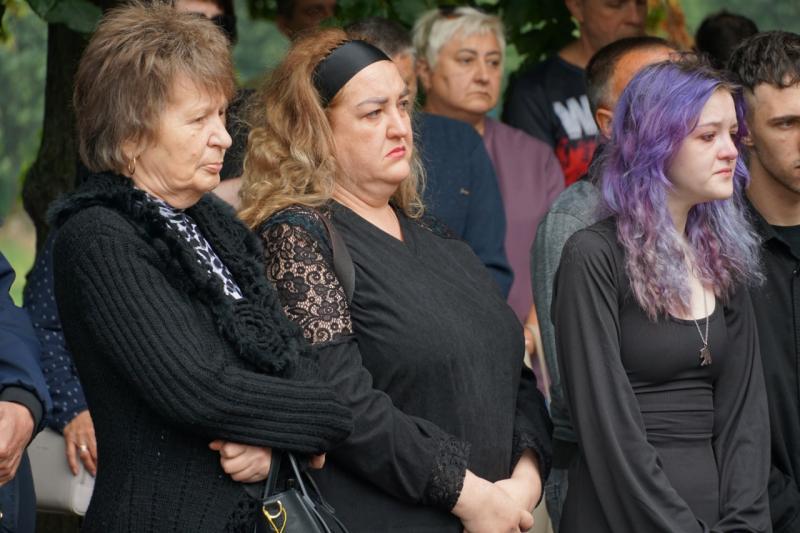 В Ужгороді сьогодні віддали останню шану 49-річному захиснику України, старшому солдату Івану Ігнацевичу