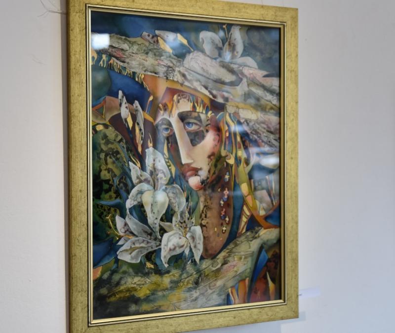 «За склом» – у галереї «Ужгород» відкрили виставку робіт заслуженої художниці України Вікторії Кузьми, присвячену ювілею мисткині