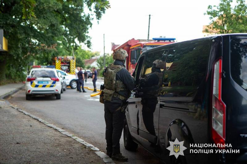Стрілянина, пожежа та затримання озброєного чоловіка: поліція розкрила деталі спецоперації у Шахтинському лісі в Ужгороді (ФОТО, ВІДЕО)