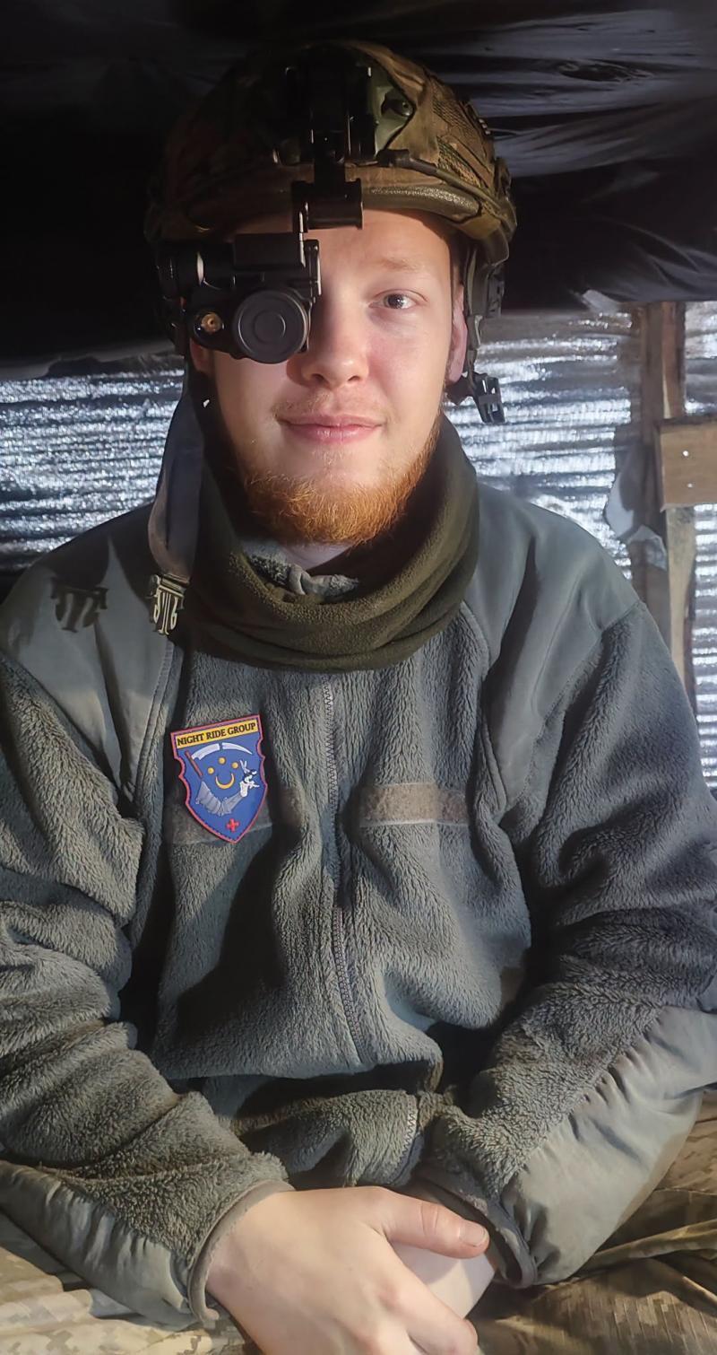 «Є поранений» — значить бігти: історія бойового медика із Закарпаття Максима, який рятував побратимів під вогнем