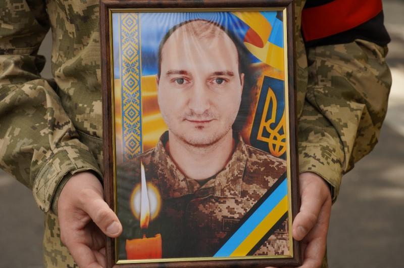 Ужгород попрощався із 36-річним захисником Олександром Карбованцем
