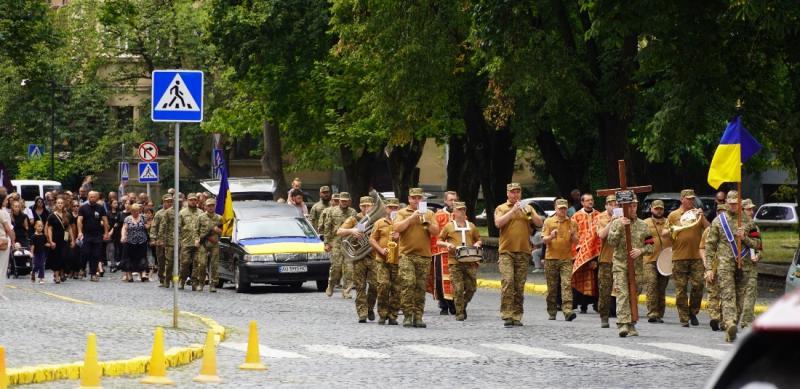 Ужгород попрощався із 36-річним захисником Олександром Карбованцем