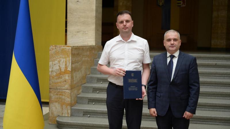 Заслужені нагороди: фахівці Закарпатського кардіоцентру отримали високі відзнаки до Дня медичного працівника