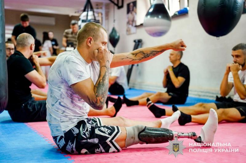 П’ята локація адаптивного спорту на Закарпатті: у Мукачеві відкрили секцію боксу для ветеранів