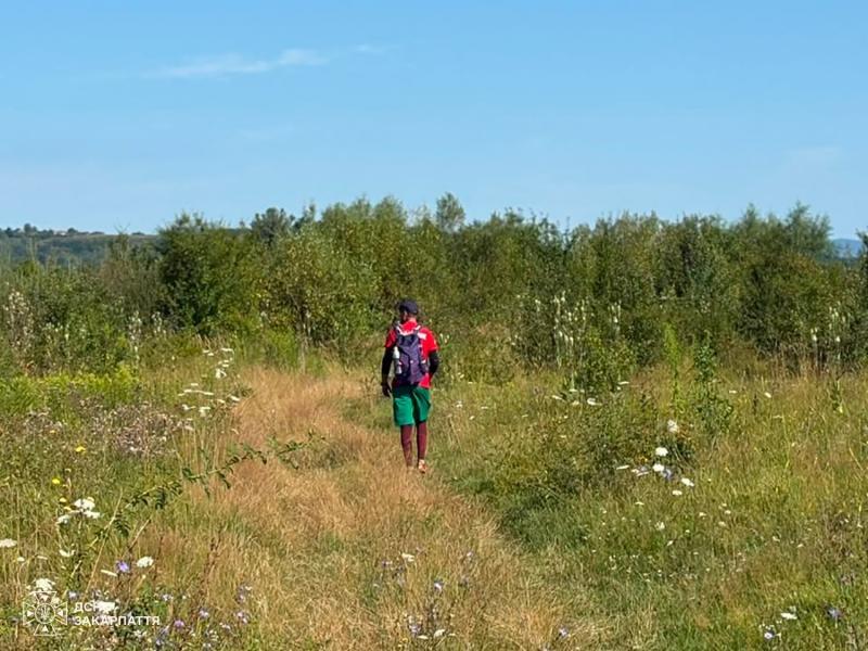 На Ужгородщині гірські рятувальники розшукують зниклого місцевого мешканця, який пішов до лісу та не повернувся