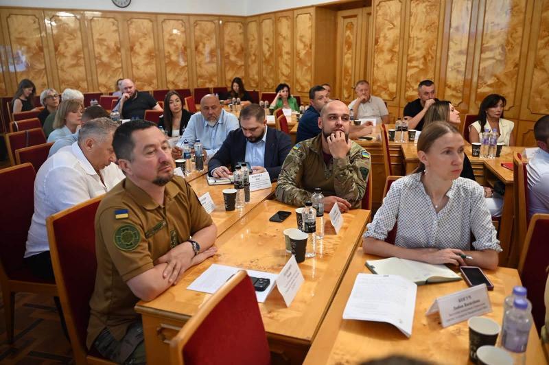 Від санаторіїв до центрів відновлення: в Ужгороді обговорили нову модель реабілітації ветеранів