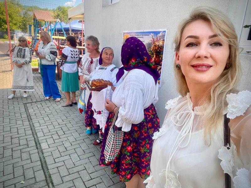 Закарпатці яскраво представили українську культуру в Румунії