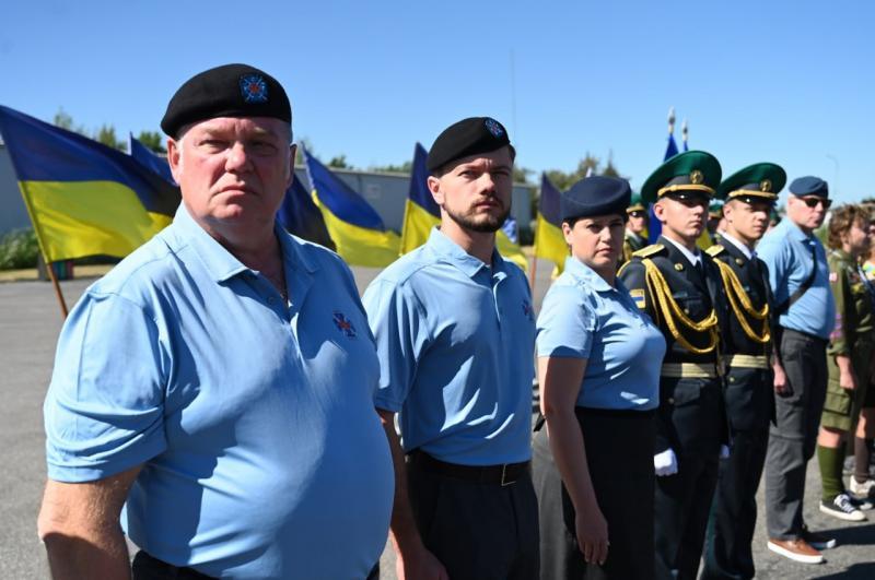 Майже через 90 років Євген Коновалець повертається в Україну: прах полковника зустріли на Закарпатті