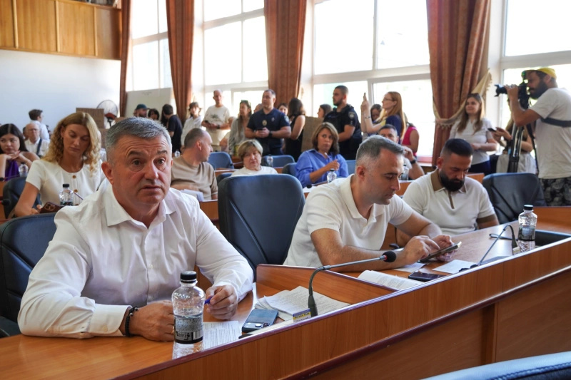 Сесія Ужгородської міської ради: додаткові кошти на оборону, соціальні програми та підтримку містян