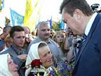 Штаб Януковича: прем'єру не до теледебатів