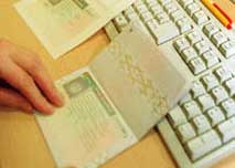 Польща розпочинає видачу віз на 5 років окремим категоріям українських громадян