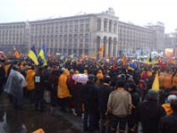 Протести в Києві тривають