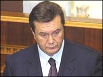 Президент відправив Януковича у відпустку