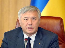 Ехануров має намір в січні оповістити стратегію розвитку України на 2006