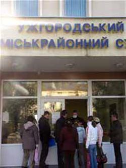 Регламент Ужгородської міської ради незаконний?