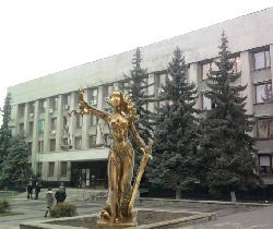 
Ужгородську міську раду не засудять?
