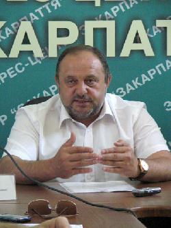 Янукович звільнив Віктора Феєра