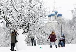 Прогноз на день: Хмарно, часом сніг. Місцями ожеледиця