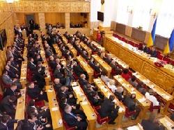 на Закарпатті позачергово скликають сесію