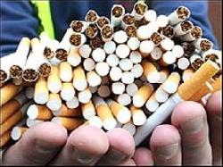 На станції Ужгород знайшли два ящики безакцизних цигарок
