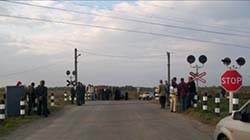 У Солотвино тепловоз протаранив автівку. Водія травмовано