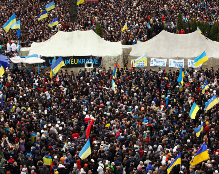 У Львові та Франківську закликають “взяти” Ужгород 