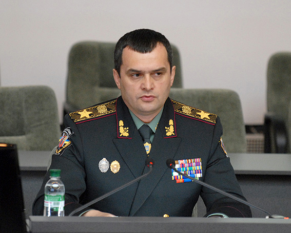 Мітингувальники спалюватимуть правоохоронців?