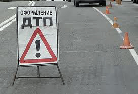 Снігопад "приніс" на Закарпаття 5 ДТП та двох постраждалих