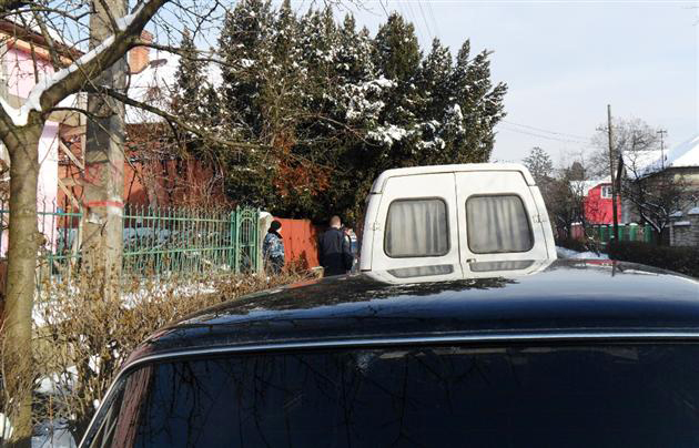 У Мукачевому резонансне вбивство: в голову та живіт вистрелили місцевому підприємцю
