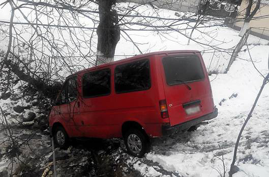 У Поляні авто збило 8 річного хлопчика