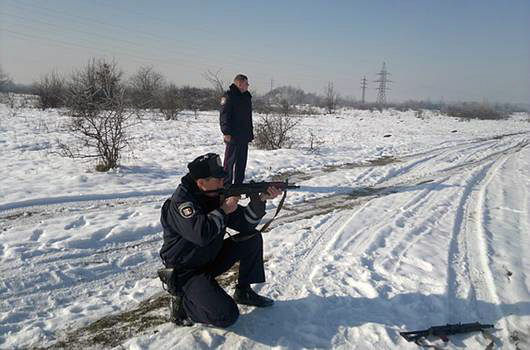 Тячівські силовики оволоділи табельною вогнепальною зброєю