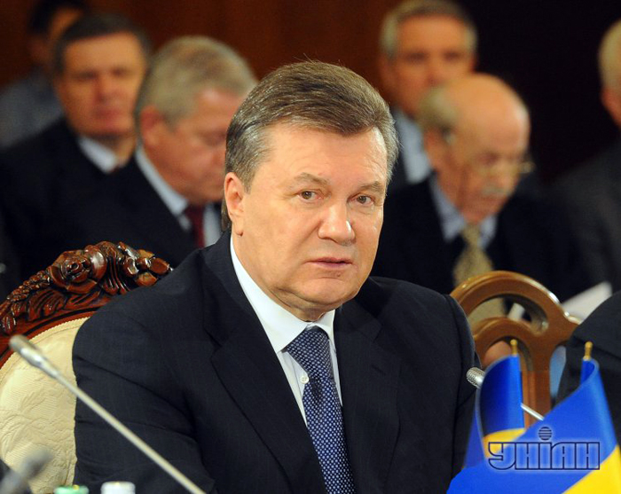 Рада відправила Януковича у відставку і призначила вибори на 25 травня