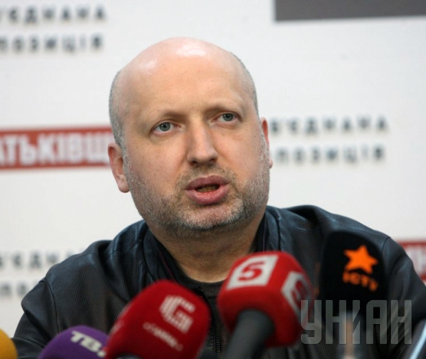 Турчинов вже Верховний головнокомандувач ЗСУ