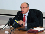 Про що просить в своїй заяві Федір Ващук від Міносвіти?