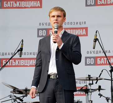 Про що варто знати закарпатцям про нового 32-річного губернатора
