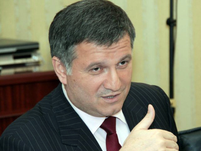 На засіданні ВРУ Авакова попросили залишити пост керівника МВС через непрофесіоналізм