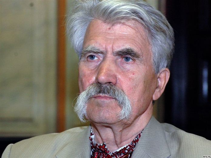 Лук’яненко назвав «не правильними кроками» нової влади щодо ситуації у Криму