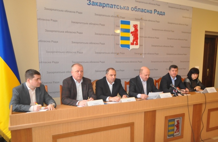 Як на Закарпатті виплачуються зарплати, пенсії та соціальні допомоги