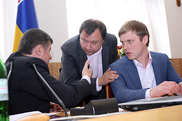 Підсумки вчорашньої сесії Закарпатської облради (Відео)