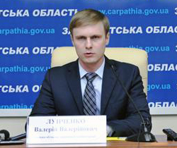 Лунченко «відлюструвався» на прес-конференції