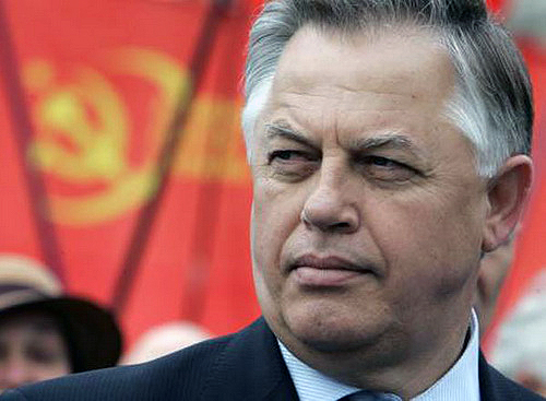До управління державою треба повернути професіоналів
