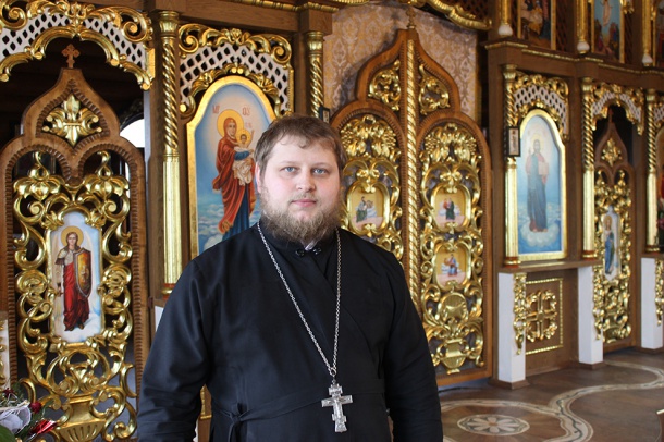 У місті над Латорицею з «святого дому» зникли 6 хрестів та 5 невеличких скриньок 